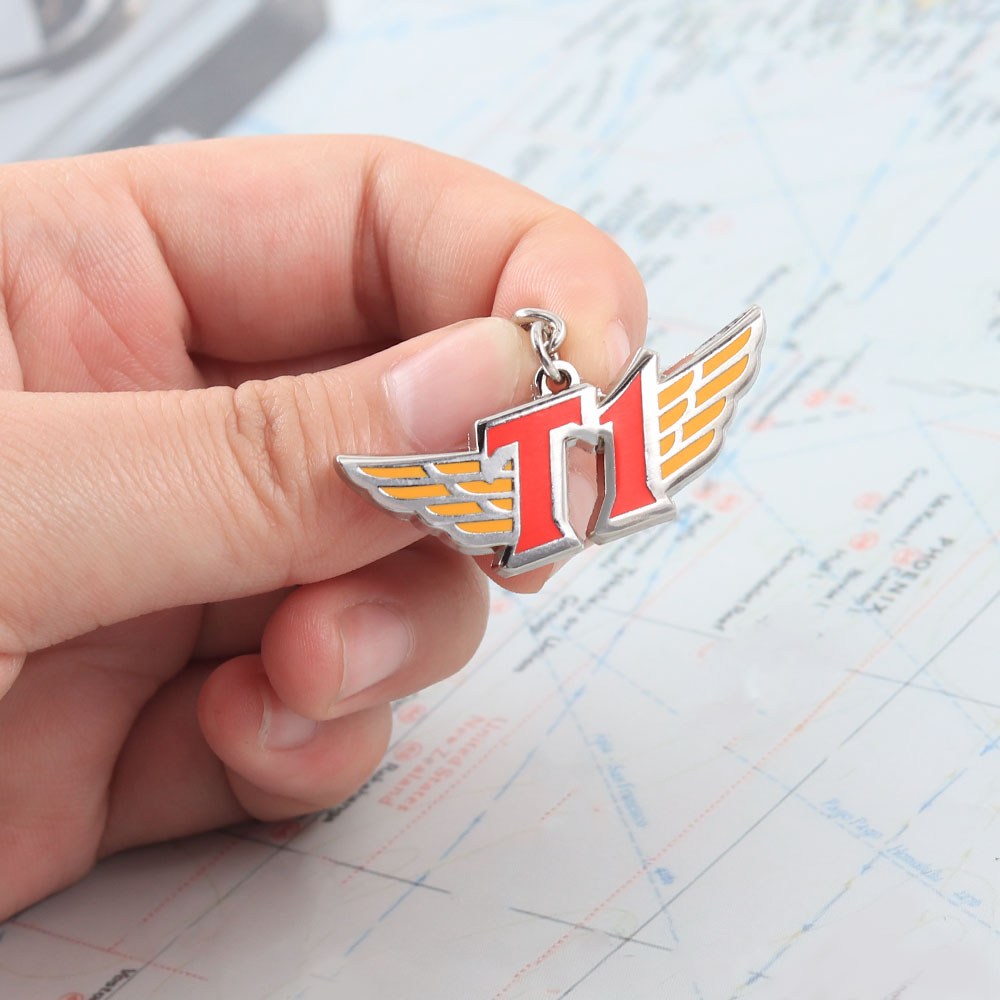 T1 Team Logo Metal Keychain En - đánh giá và giá Esports Gaming Logo