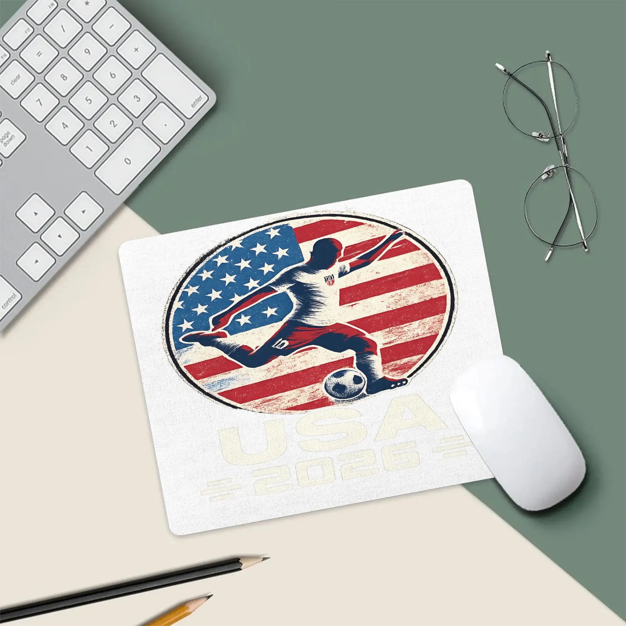 Cute Anime USA 2026 Football T - đánh giá và giá Esports Gaming Logo